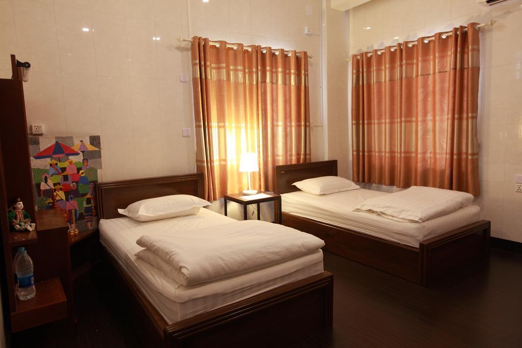 Four Rivers B&B Mandalay Exterior foto